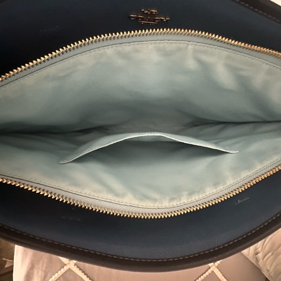 Limited edition Coach purse! - Picture 8 of 11